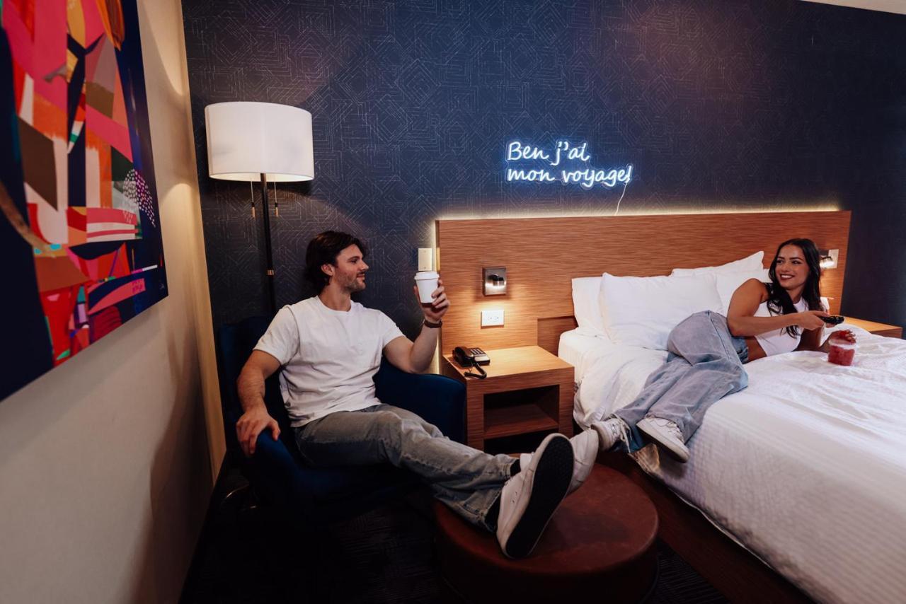 לאוול Le Fabreville Motel & Suites מראה חיצוני תמונה